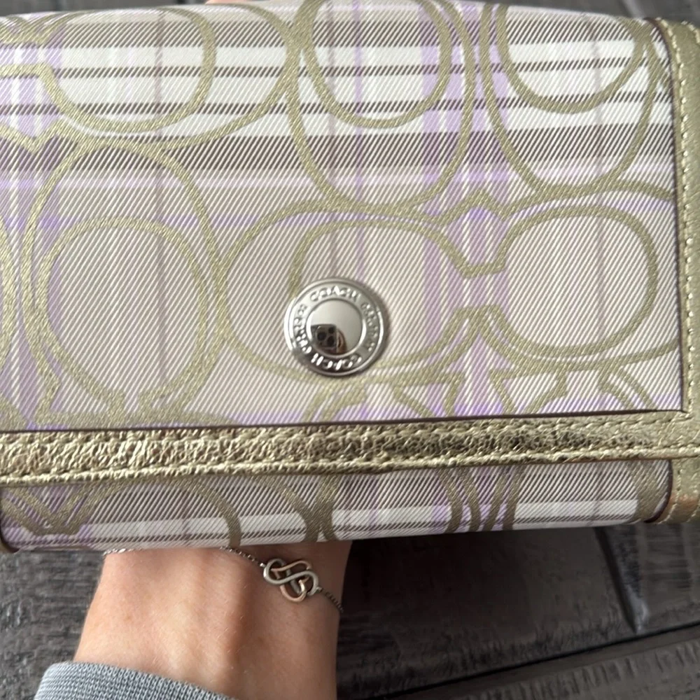 NWOT Coach Light Gold, Cream & Purple Women's Wallet - Picture 3 of 7
